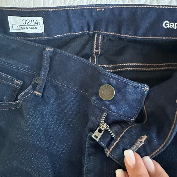 GAP 1969 original fit jeans. Size 14. - Picture 6 of 15